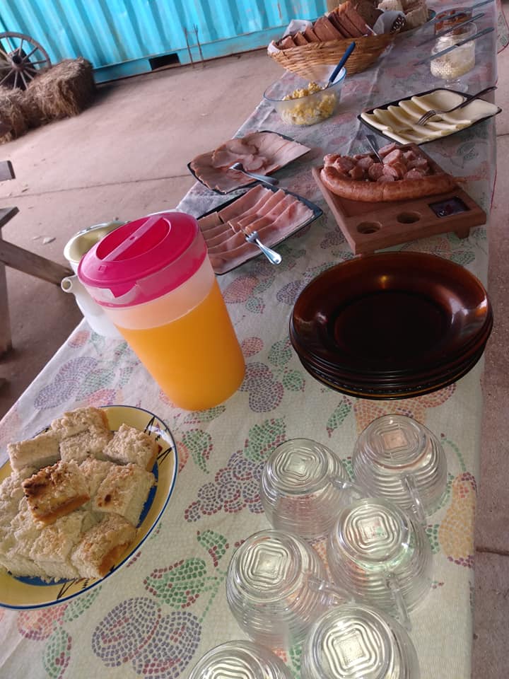 76909372_983894355302961_7040404163624173568_n_GIL E JUNIOR.jpg